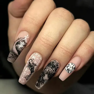 Tomie-Inspired Horror Press-On Nails-1