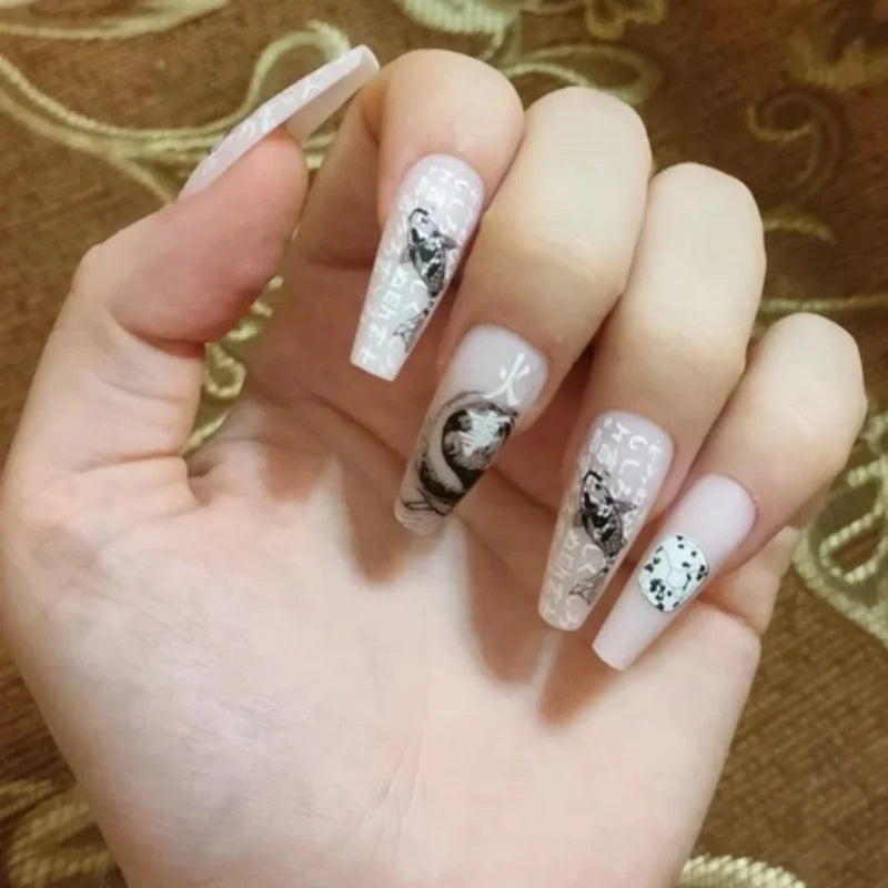 Tomie-Inspired Horror Press-On Nails-2