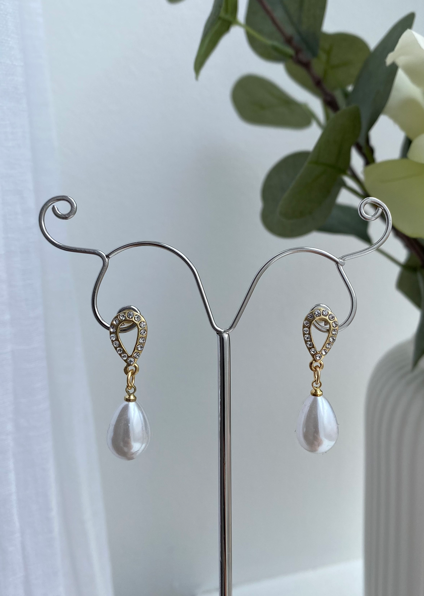 Dania Pearl Drop Earrings – Sterling Silver & Crystal Design